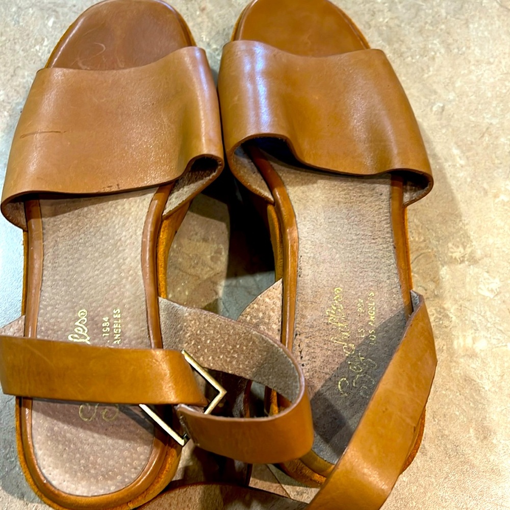 Seychelles women’s chunky short heals